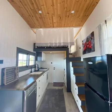 Moonlight Tiny House בית נופש *